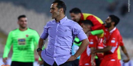 عکس: واکنش علی کریمی پس از گل پرسپولیس! + عکس