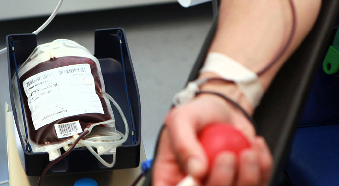اهدا کنندگان مستمر خون تا پایان اسفند ۹۷ واکسینه می‌شوند