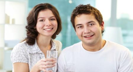 خواص باورنکردنی نوشیدن یک لیوان آب گرم