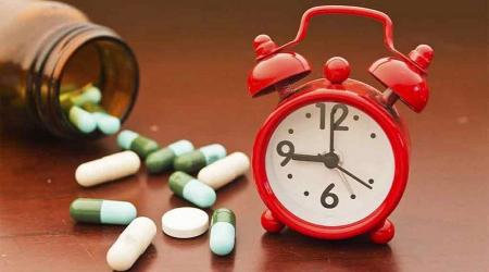 اهمیت «ساعت دقیق مصرف دارو» و «تداخلات دارویی»