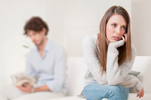 با همسران کم حرف چه باید کرد؟