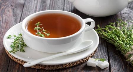 با دمنوش زنان قرون وسطایی برای افزایش شجاعت شوالیه ها آشنا شوید