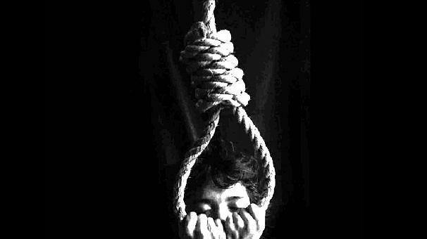 پای درددل‌های دختری که دست به یک خودکشی نافرجام زد 