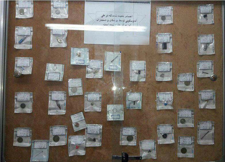 کلکسیون اجسام استخراج شده از معده بچه ها! +عکس