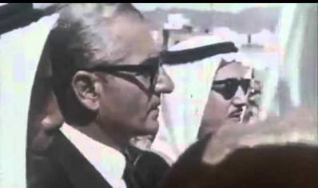 نحوه استقبال ملک سلمان از شاه سابق ایران در سال ۱۳۵۶ + عکس