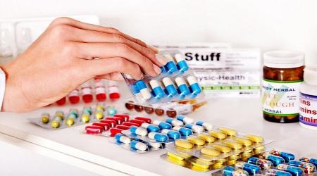 دارو‌های ضد سرفه و درمان سرماخوردگی که کودکان نباید به آن‌ها لب بزنند + اسامی