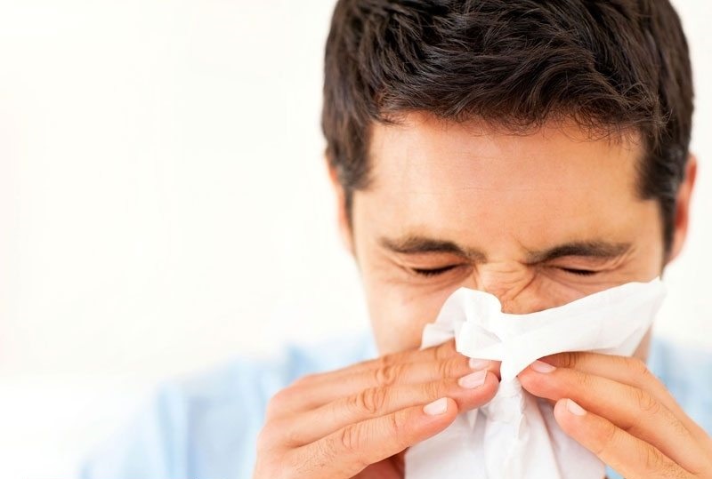 چطور آب ریزش بینی را متوقف کنیم؟