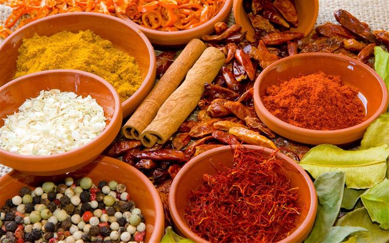با روش هندی ها موهای خود را پرپشت کنید