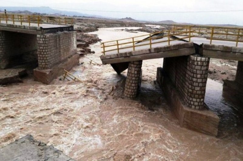 هشدارنسبت به احتمال تخریب پلهای سیلزده