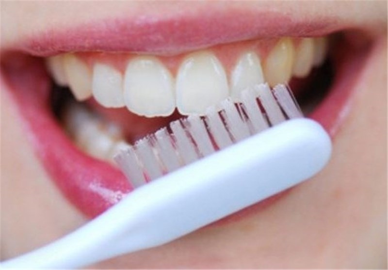 بررسی انواع روش های جرم گیری دندان