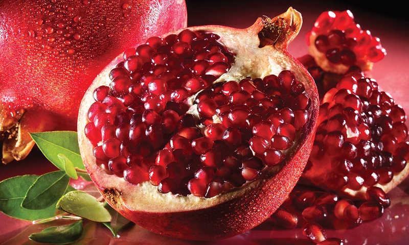 ۱۳ خاصیت انار را اینجا بخوانید 