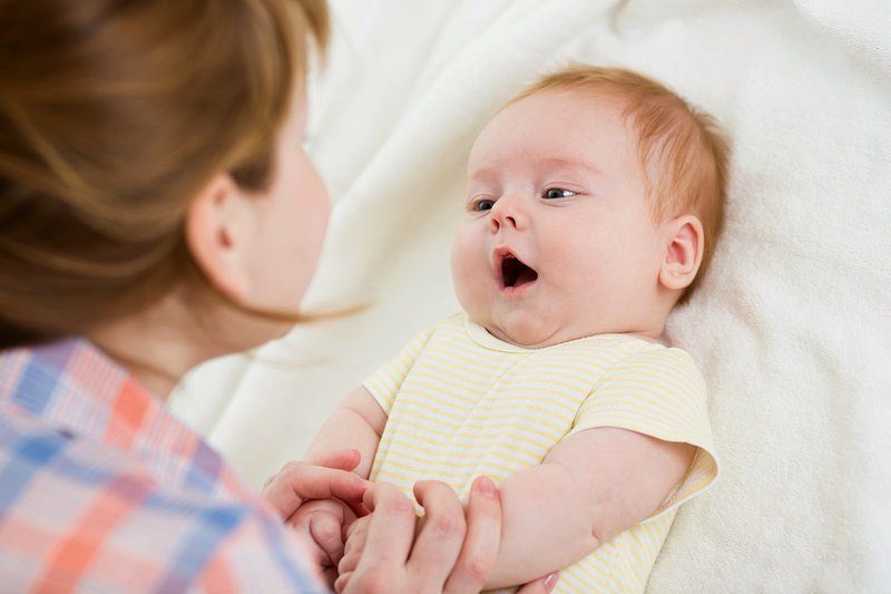 اگر کودکی باهوش میخواهید به زبان مادری با او صحبت کنید 