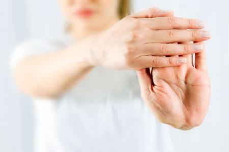  ۷ راه مناسب برای کاهش درد مفاصل| اینفوگرافیک 