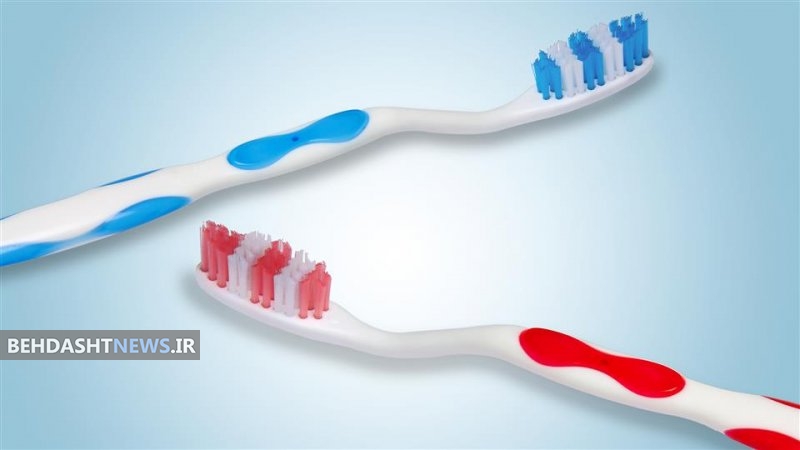 مسواک را داخل دستشویی نگذارید/ هر ۳ ماه یکبار، مسواک خود را عوض کنید
