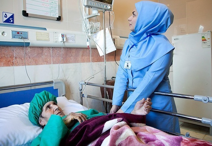 هشدار نظام پرستاری: تبعات تربیت کمک پرستاران را جدی بگیرید