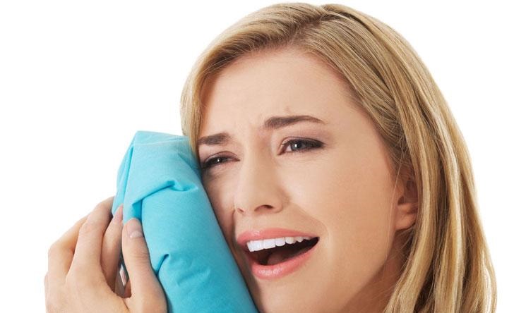  7 روش خانگی برای تسکین درد دندان عقل 