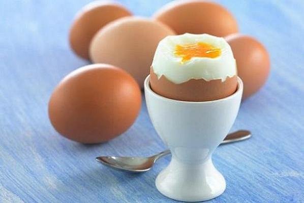 مصرف روزانه یک تخم مرغ از بروز سکته پیشگیری می کند