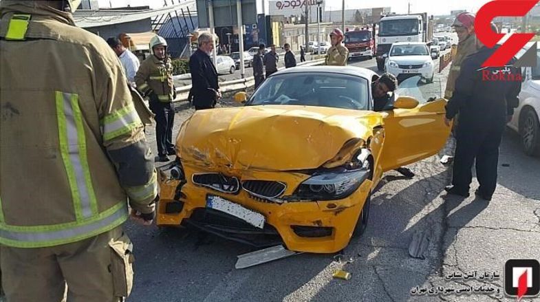 تصادف خودروی لاکچری در تهران + عکس