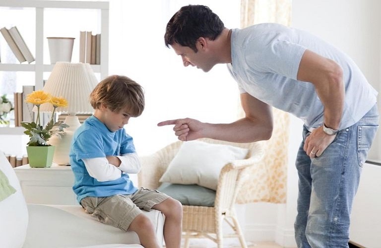  بهترین شیوه تنبیه کودک با ۴ گام موثر