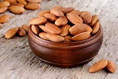 با این آجیل خوشمزه کلسترول‌تان را پایین بیاورید 