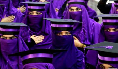 حجاب بانوان پزشک در افغانستان! + عکس