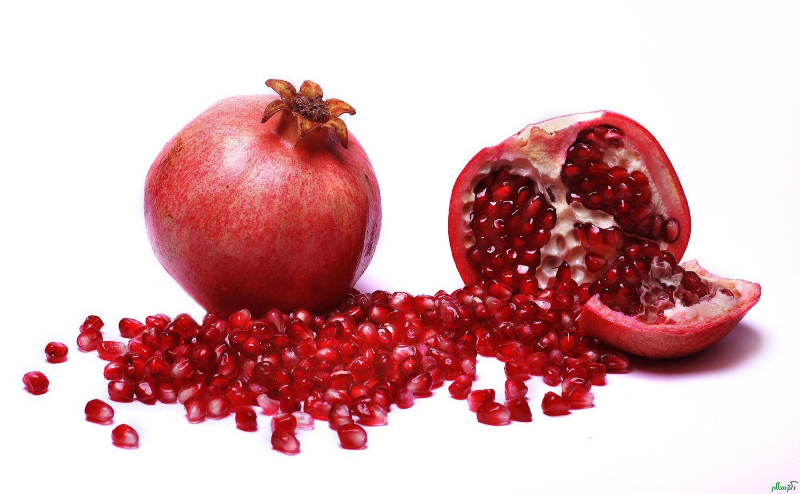 6 ماسک خانگی انار برای پوست