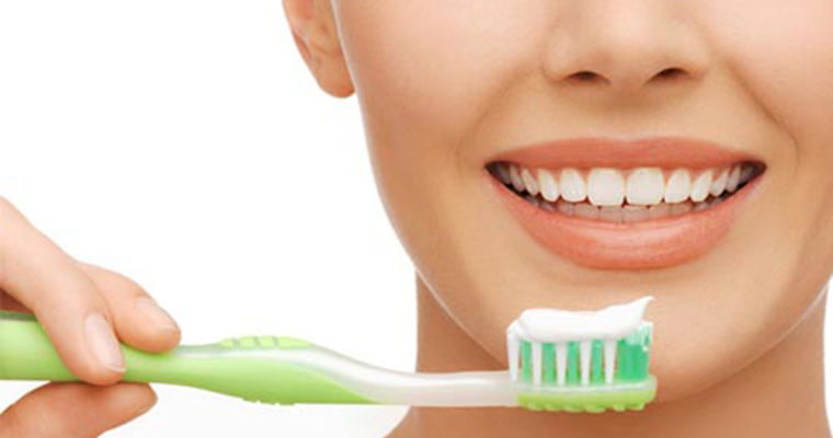  چند اشتباه رایج در مسواک زدن
