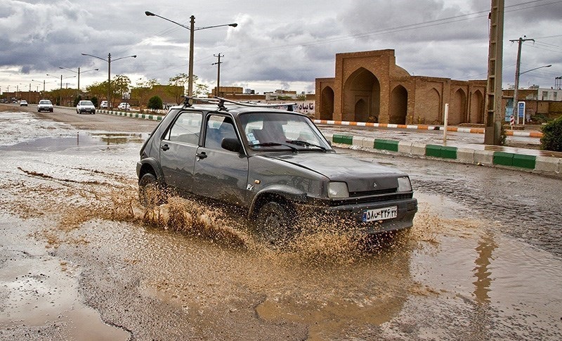  بارش باران و احتمال آبگرفتگی معابر عمومی در ۵ استان 
