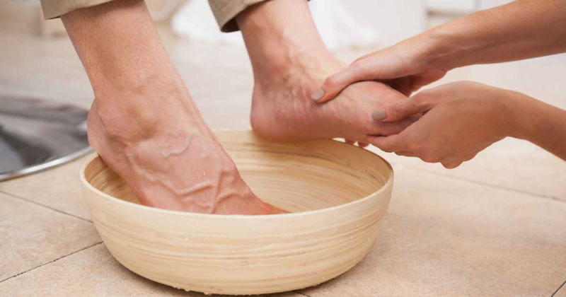 از مزایای گذاشتن پا در سرکه