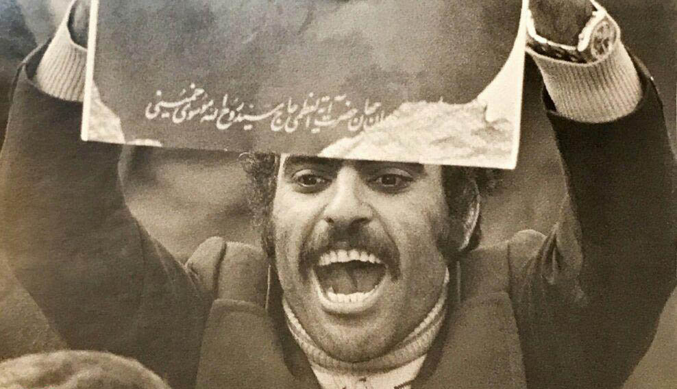 اقدام جالب یک انقلابی روزی که شاه از ایران رفت! + عکس