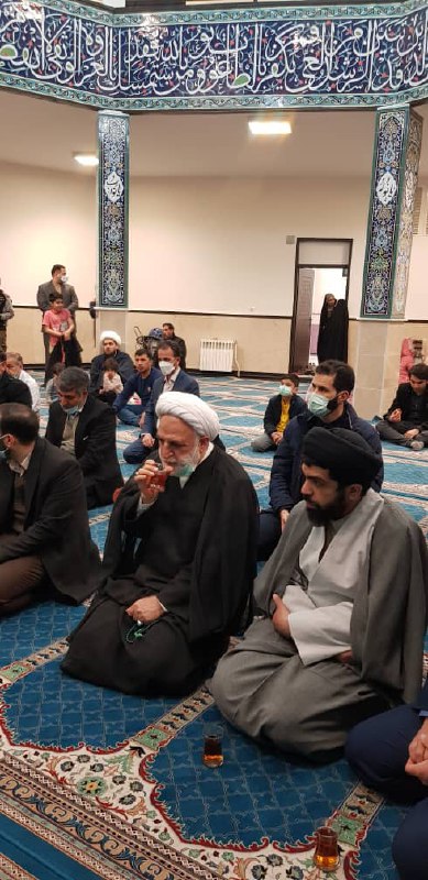 حضور بدون تشریفات رییس قوه قضائیه در یک مسجد + عکس - تلگرام آپ