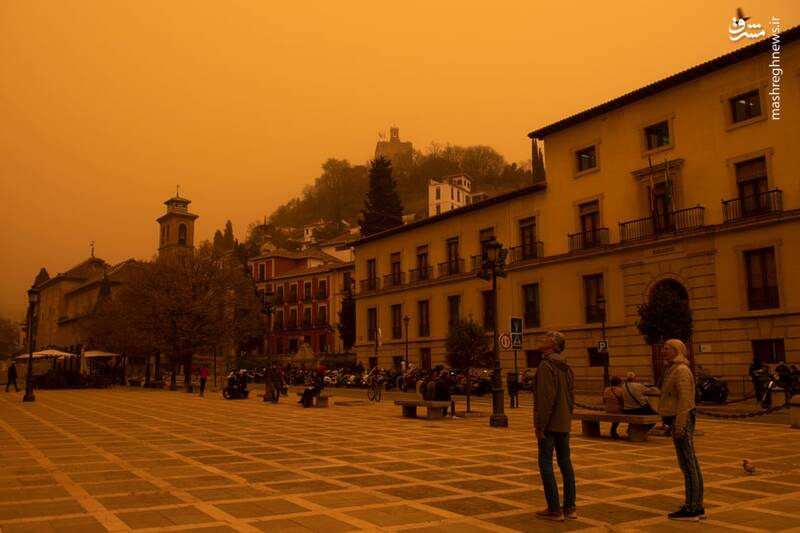 آسمان اسپانیا نارنجی شد + عکس - تلگرام آپ