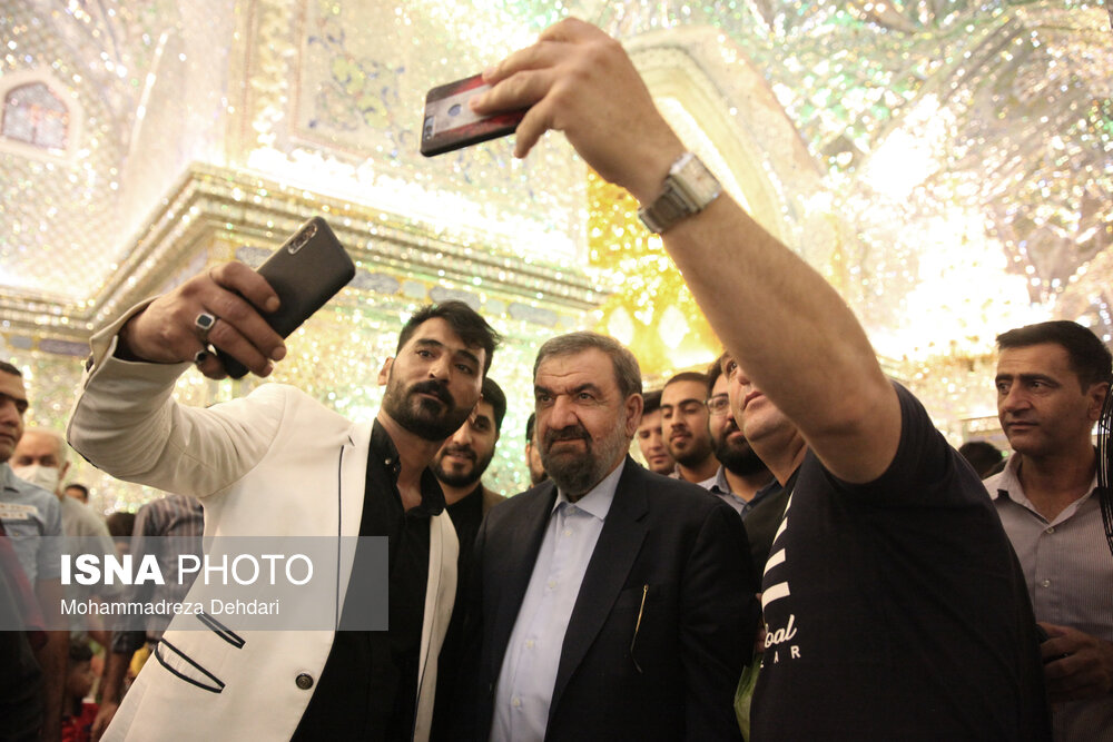 سفر «معاون اقتصادی رئیس جمهور» به شیراز + عکس - تلگرام آپ