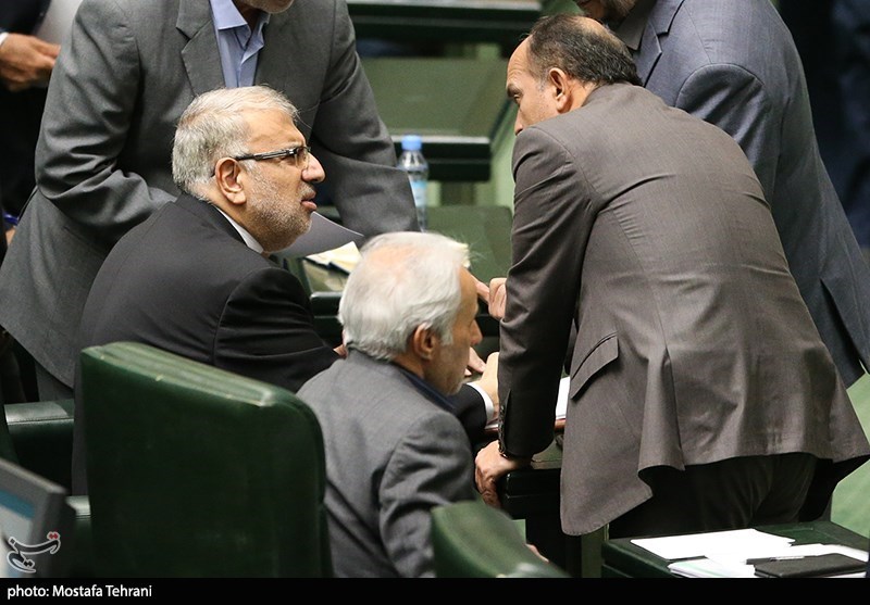 حضور وزیر نفت در صحن علنی امروز مجلس + عکس - تلگرام آپ