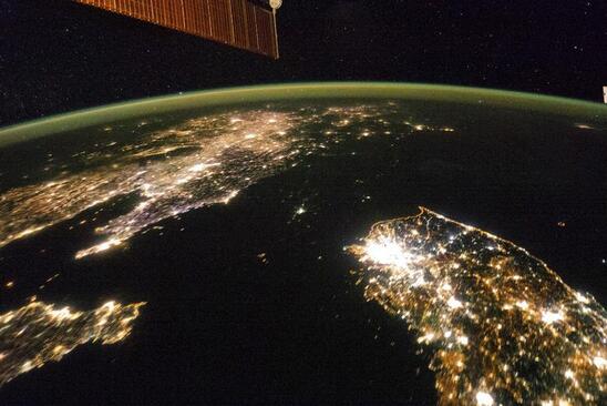 نمای زمین از ایستگاه فضایی بین المللی + عکس - تلگرام آپ