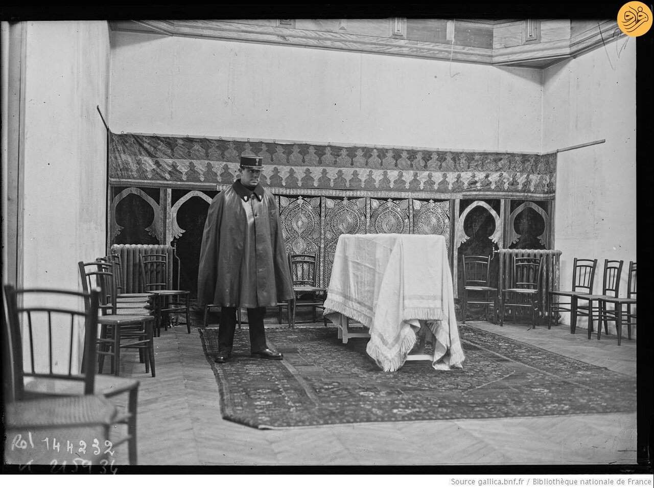 تصویری از تشییع جنازه احمدشاه قاجار در پاریس + عکس - تلگرام آپ