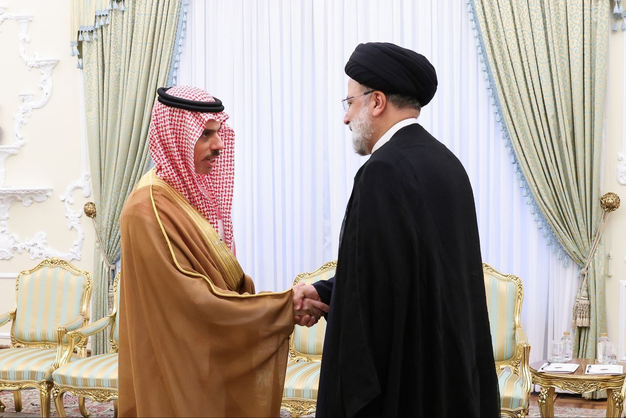 دیدار وزیر خارجه عربستان با رئیسی + عکس - تلگرام آپ