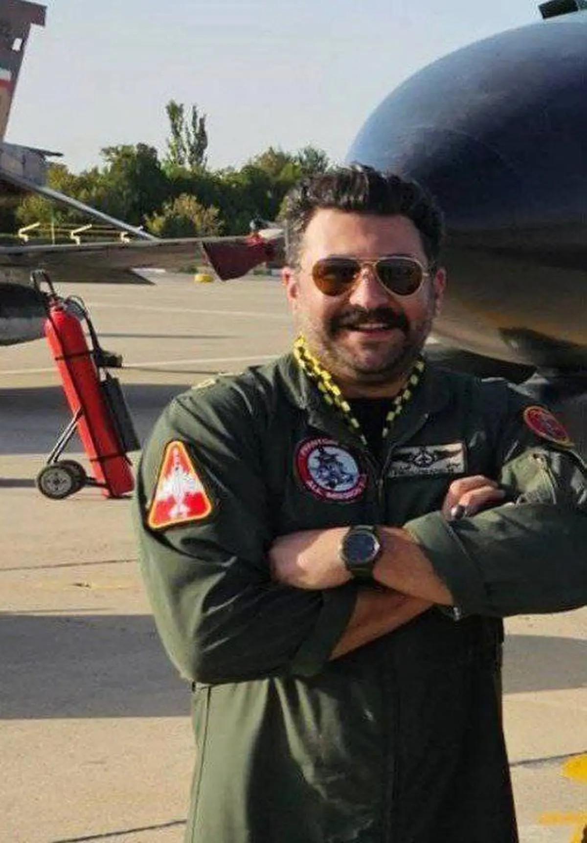 تصویر خلبان نیروی هوایی که شب گذشته به شهادت رسید